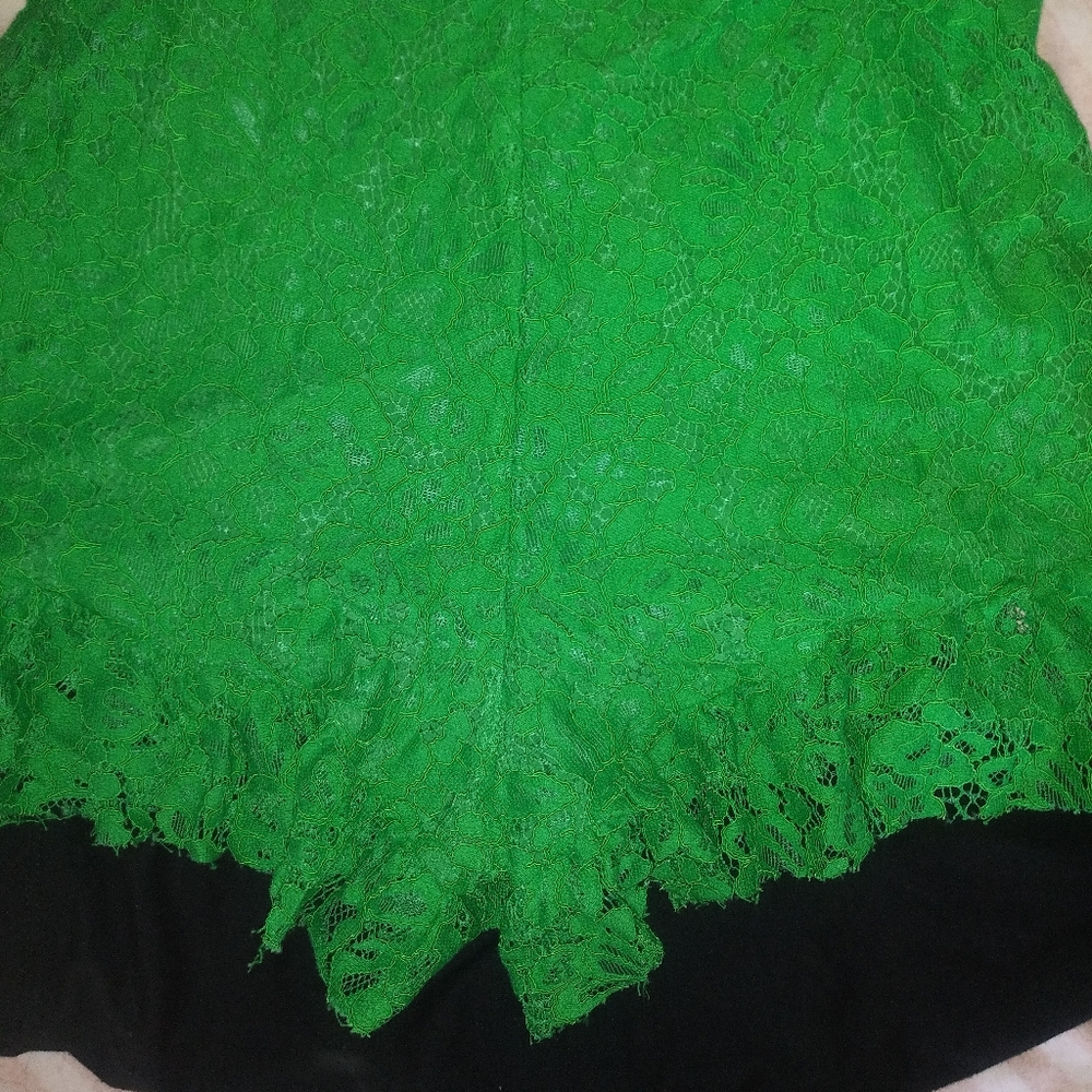 Shorts - Picture 2 of 5